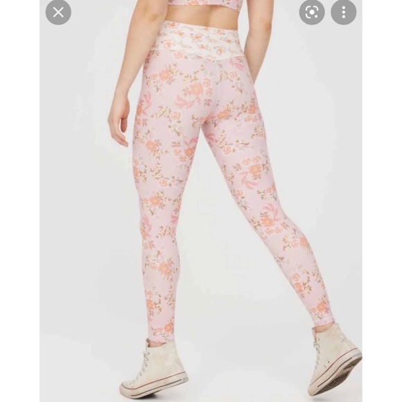Offline Aerie Pink Floral Leggings L 